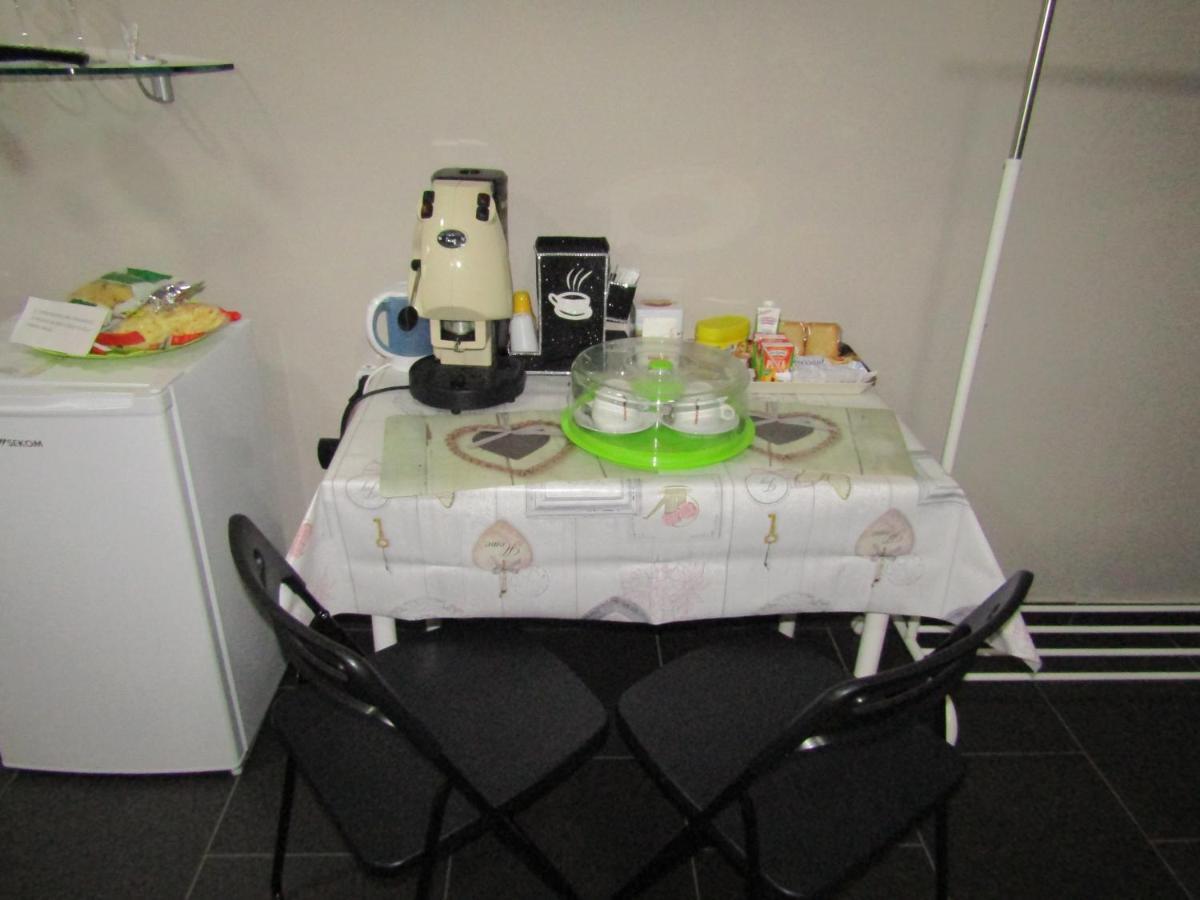 Tufaro B&B Private Room Macerata Campania Bagian luar foto